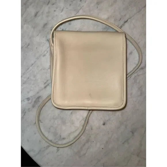 Vintage Coach Crossbody Leather Bag Purse Turnlock 80s Ivory